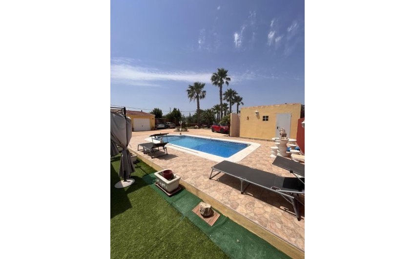 Reventa - Country House -
Fortuna