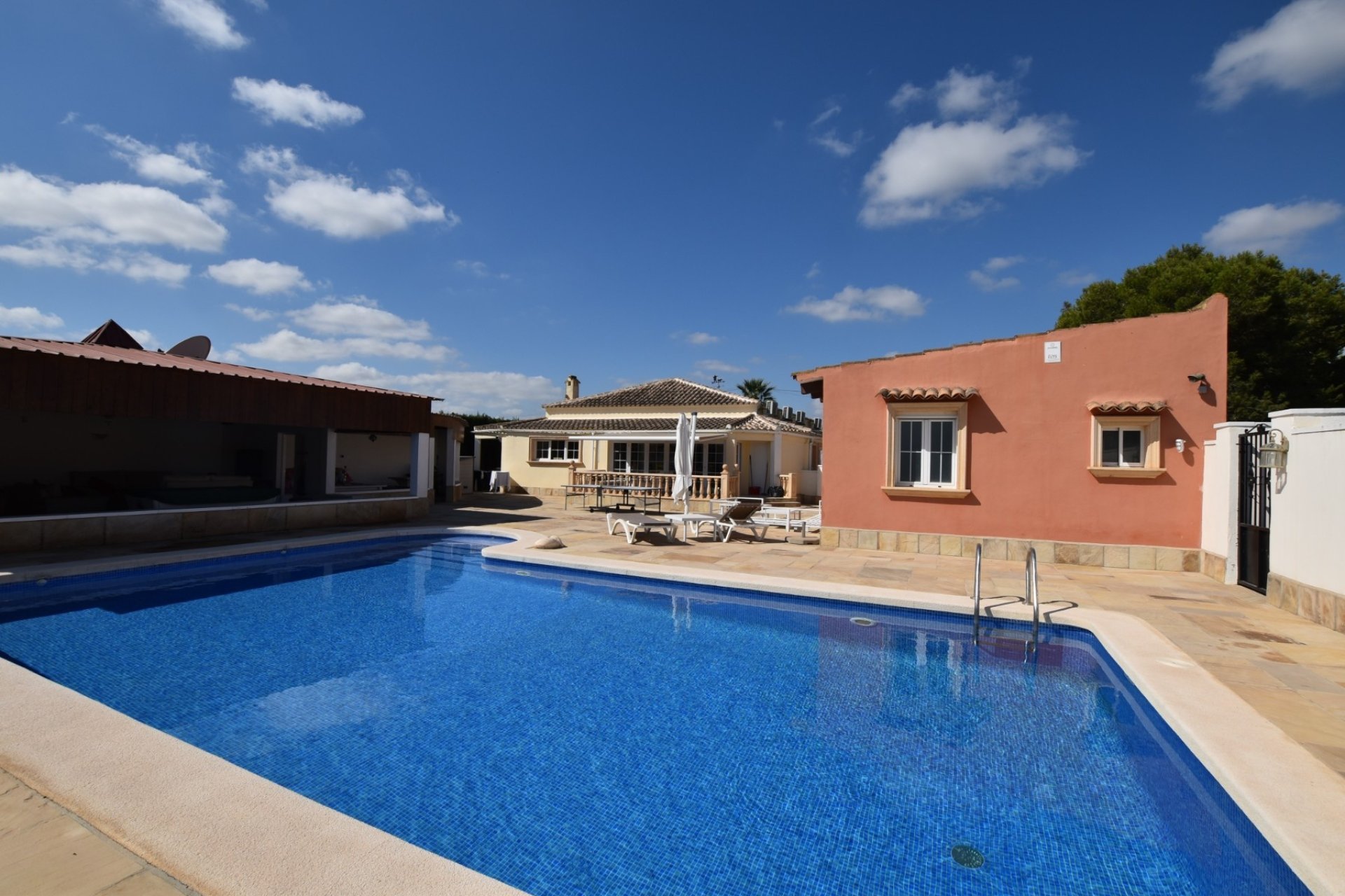 Reventa - Country House -
Heredades - Costa Blanca