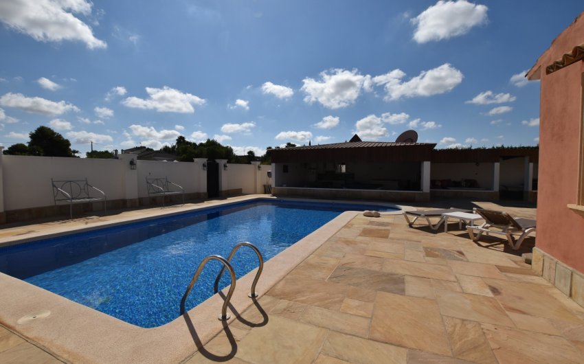 Reventa - Country House -
Heredades - Costa Blanca