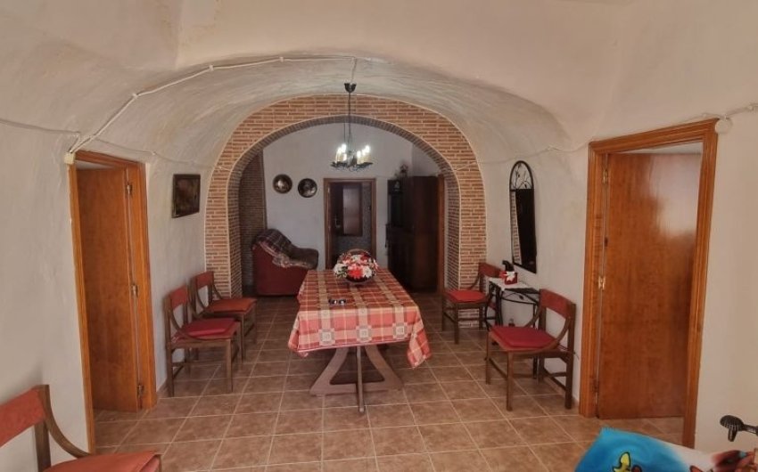 Reventa - Country House -
Hondón de las Nieves - Inland
