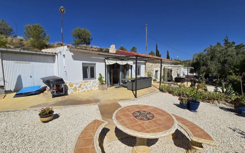 Reventa - Country House -
La Zarza