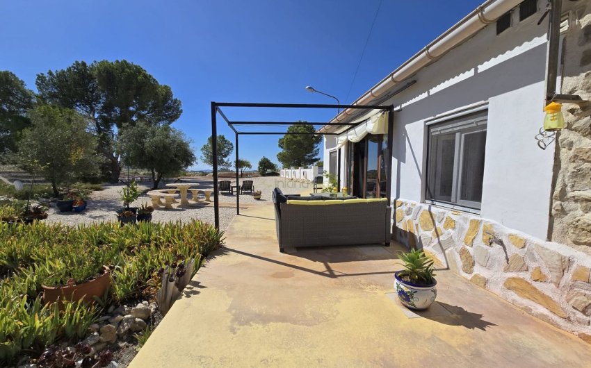 Reventa - Country House -
La Zarza