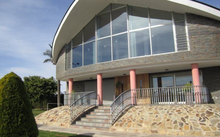 Reventa - Country House -
Los Montesinos - Costa Blanca