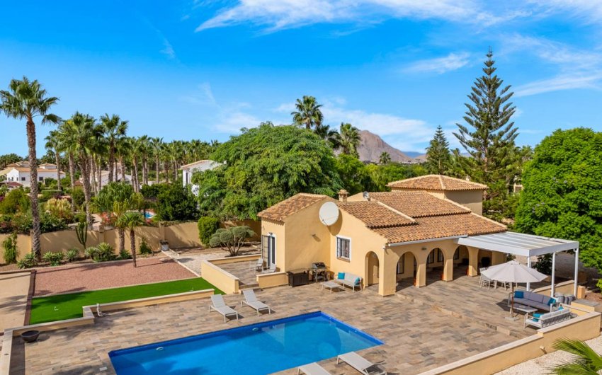 Reventa - Country House -
Rafal