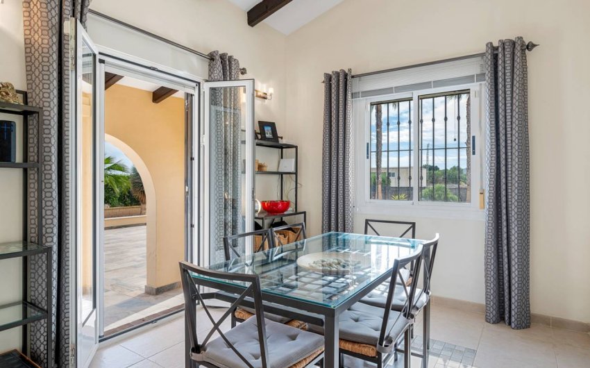 Reventa - Country House -
Rafal