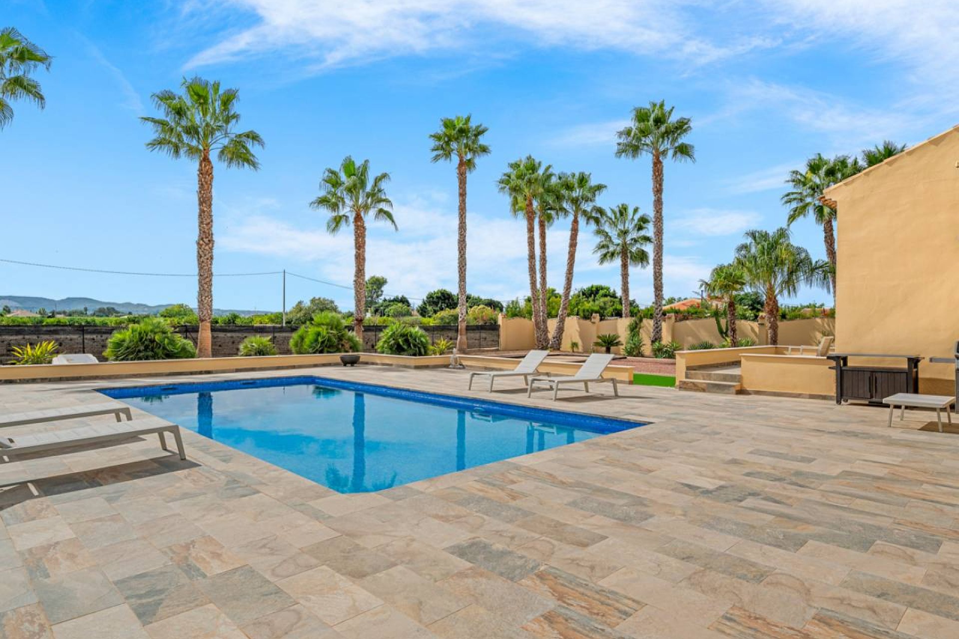 Reventa - Country House -
Rafal