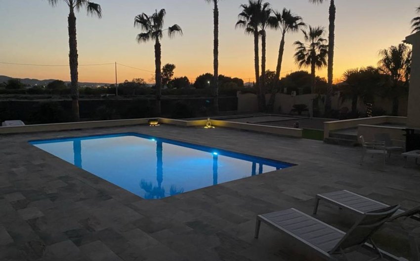 Reventa - Country House -
Rafal