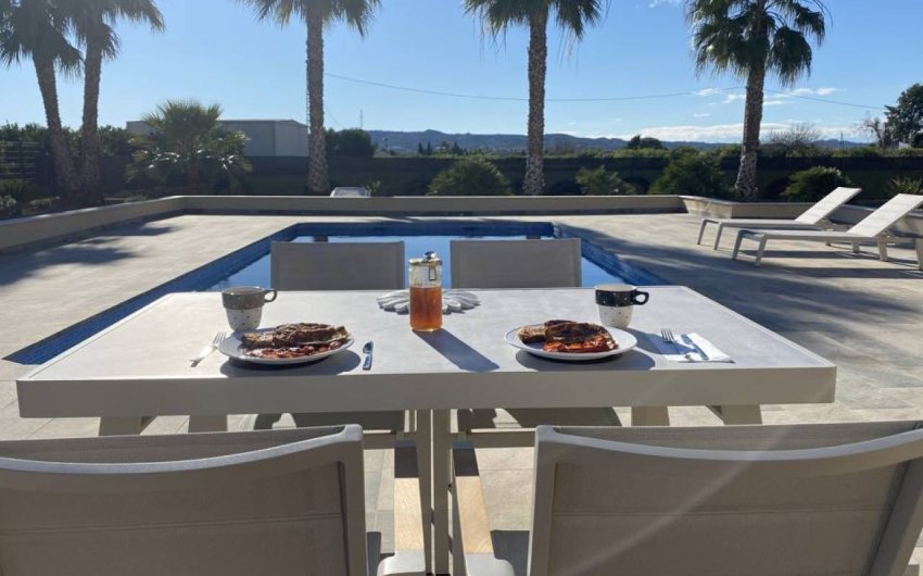 Reventa - Country House -
Rafal