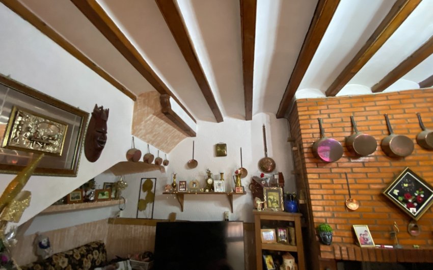 Reventa - Country House -
Sax