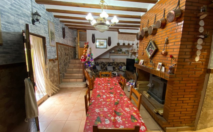 Reventa - Country House -
Sax