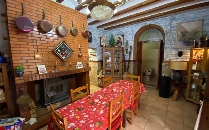 Reventa - Country House -
Sax