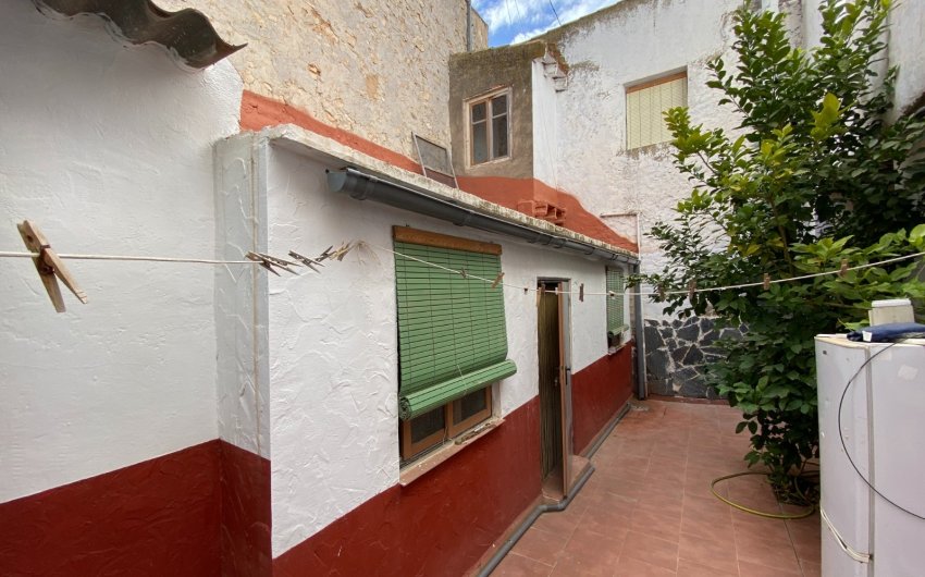 Reventa - Country House -
Sax