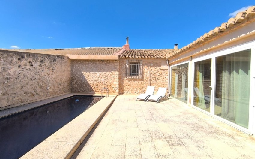 Reventa - Country House -
Villena - Inland