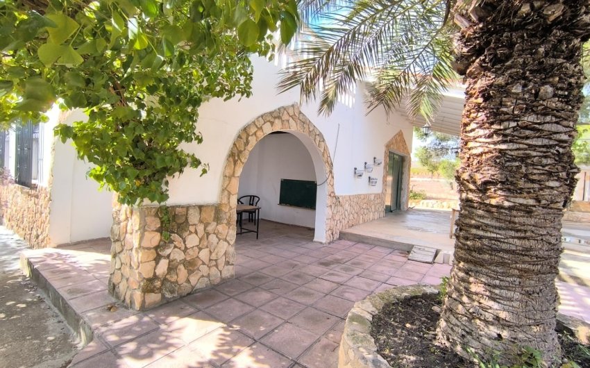 Reventa - Country House -
Yecla - Inland