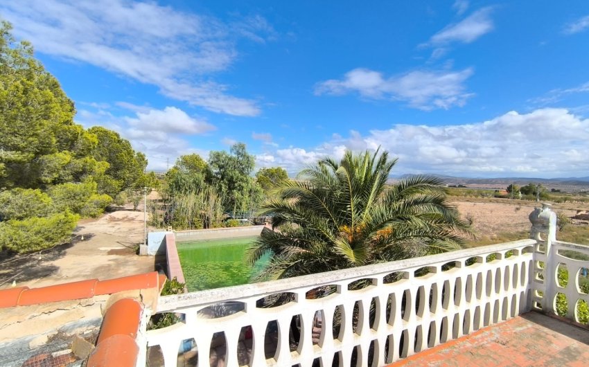 Reventa - Country House -
Yecla - Inland