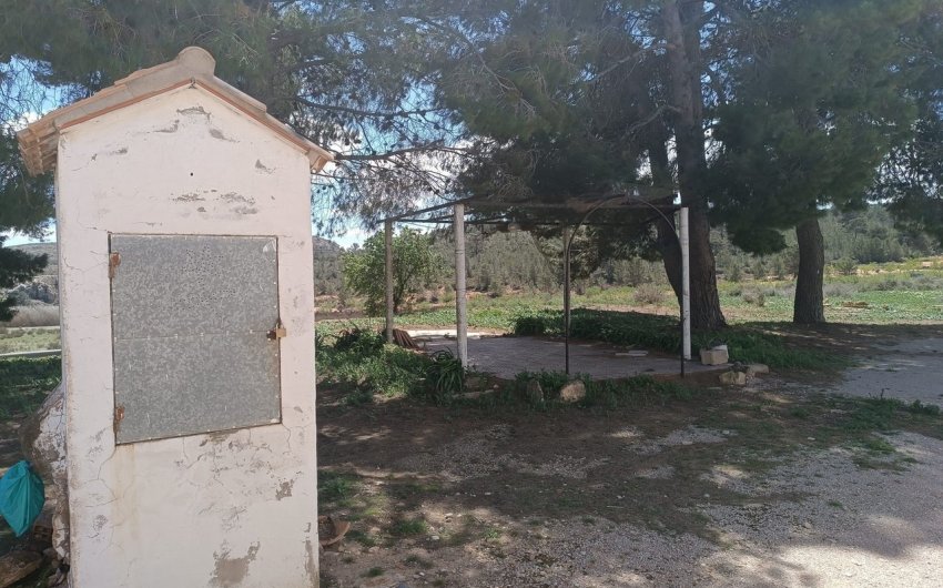 Reventa - Country House -
Yecla - Inland