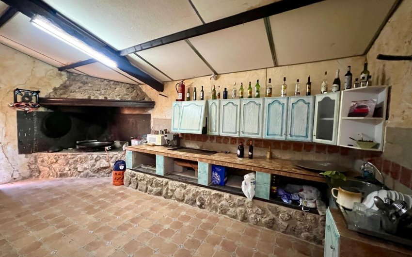 Reventa - Country House -
Yecla - Inland