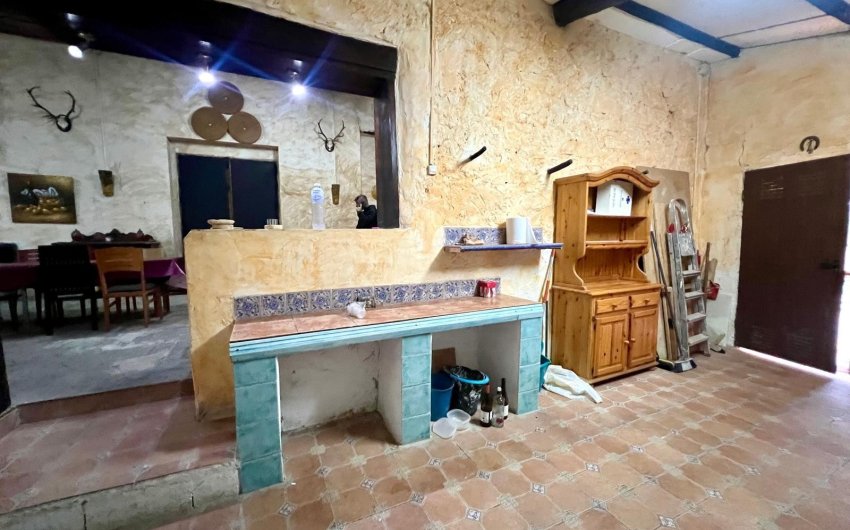 Reventa - Country House -
Yecla - Inland