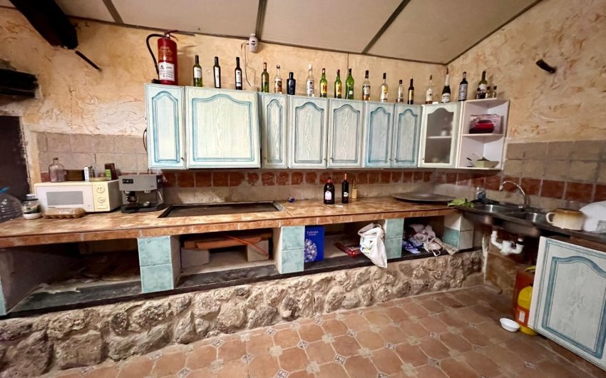 Reventa - Country House -
Yecla - Inland