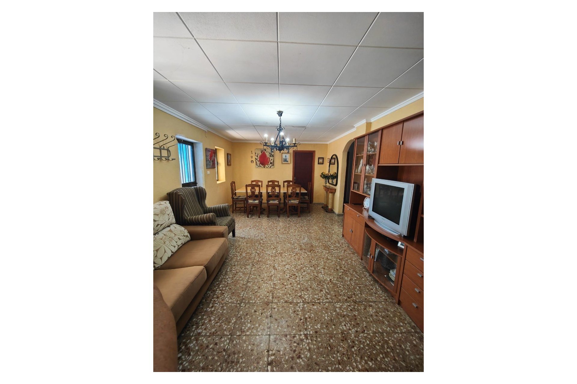 Reventa - Country House -
Yecla - Inland