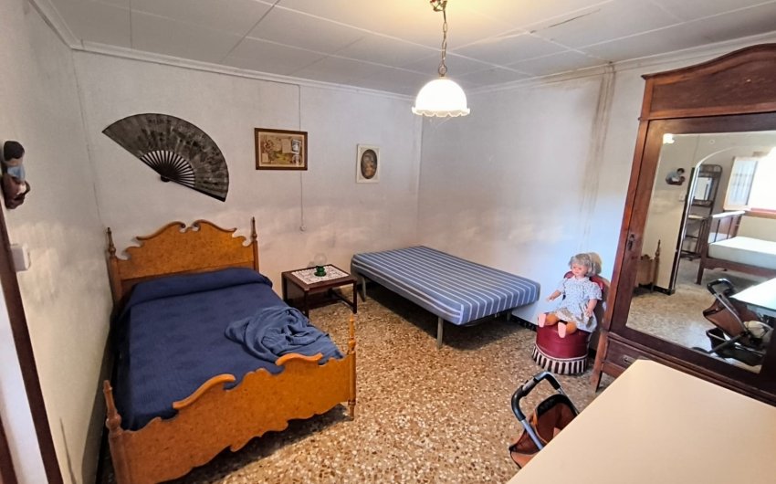 Reventa - Country House -
Yecla - Inland