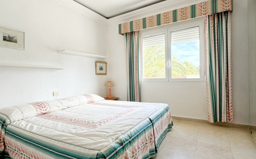 Reventa - Detached Villa -
Orihuela Costa - La Zenia