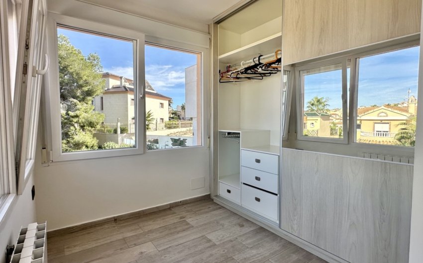 Reventa - Detached Villa -
Orihuela Costa - Villamartín