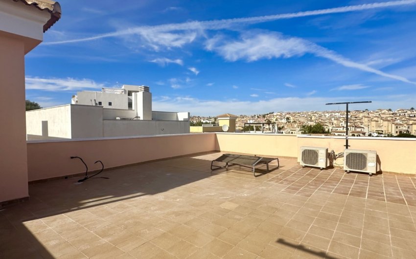 Reventa - Detached Villa -
Orihuela Costa - Villamartín