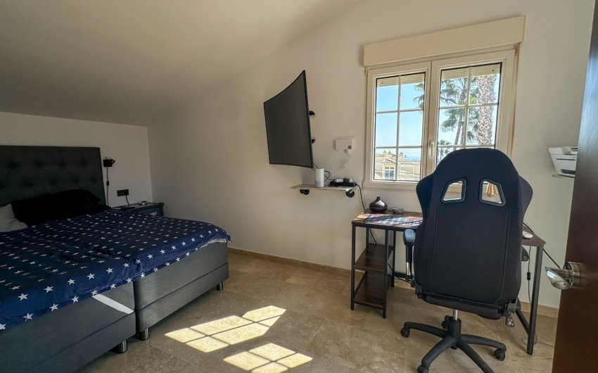 Reventa - Duplex -
Orihuela Costa - Costa Blanca