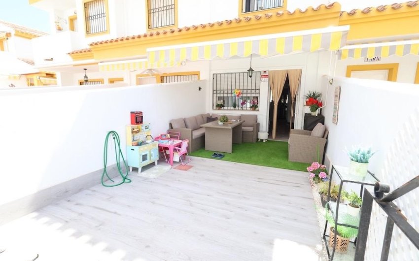 Reventa - Duplex -
Pilar de la Horadada - Costa Blanca