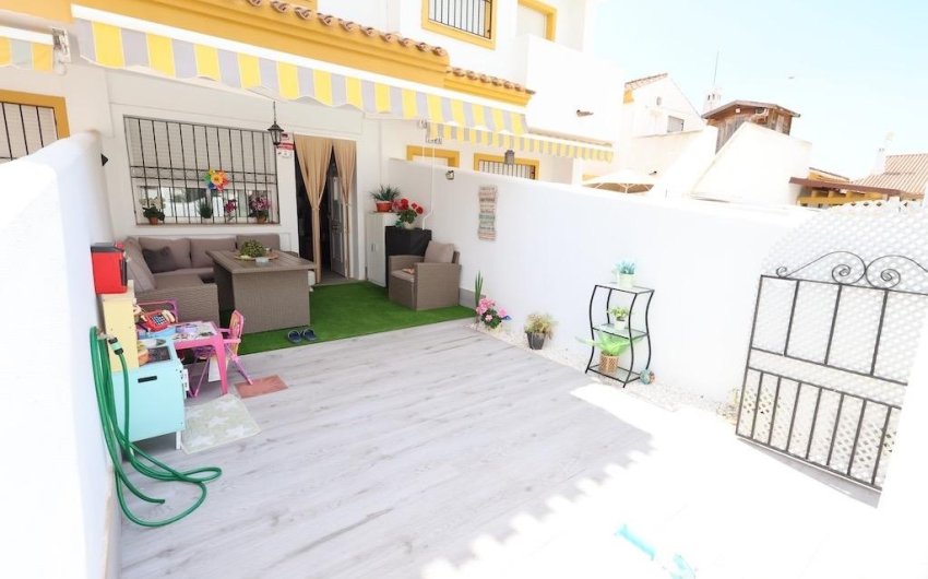 Reventa - Duplex -
Pilar de la Horadada - Costa Blanca