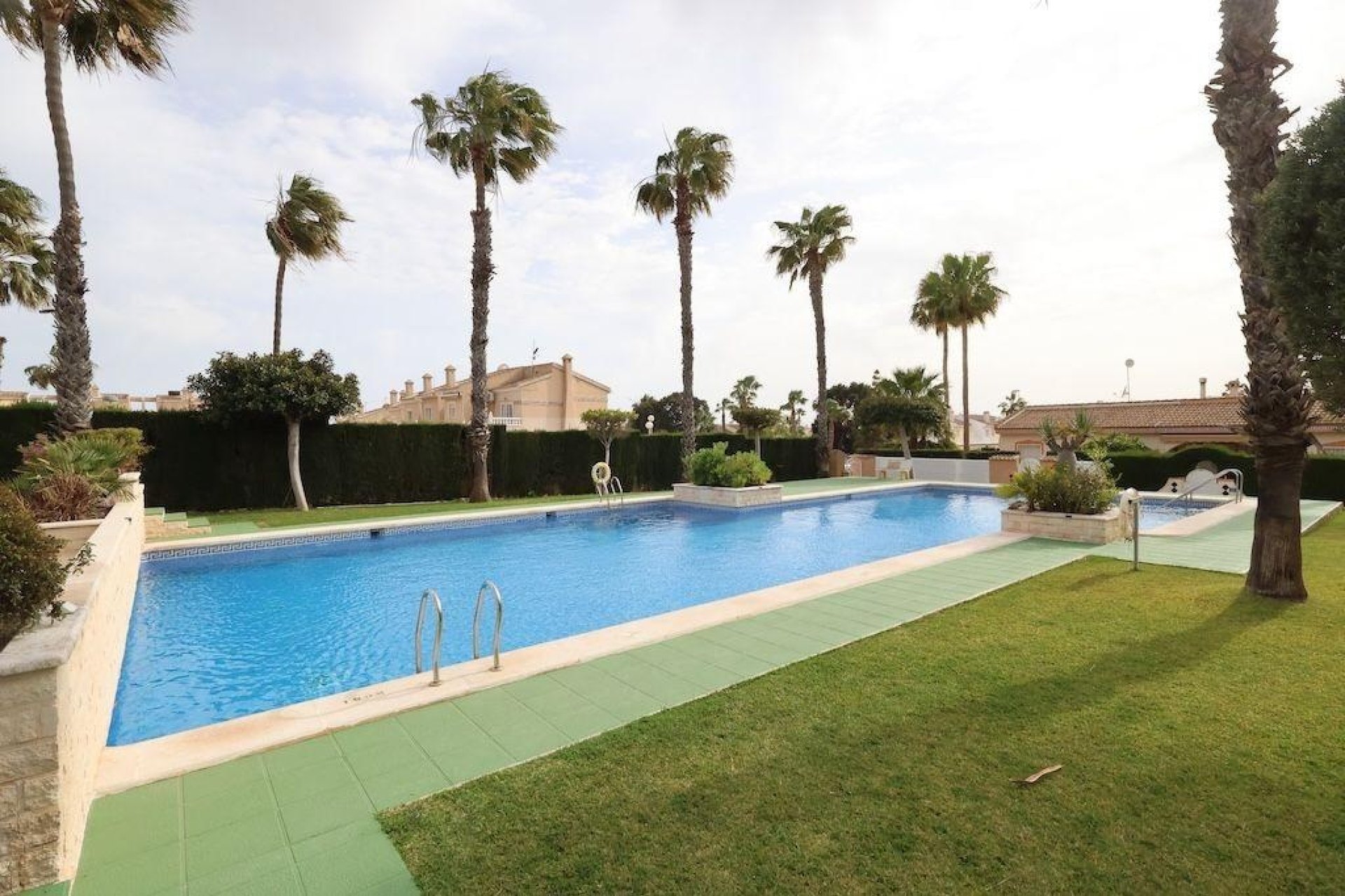 Reventa - Duplex -
Rojales - Inland