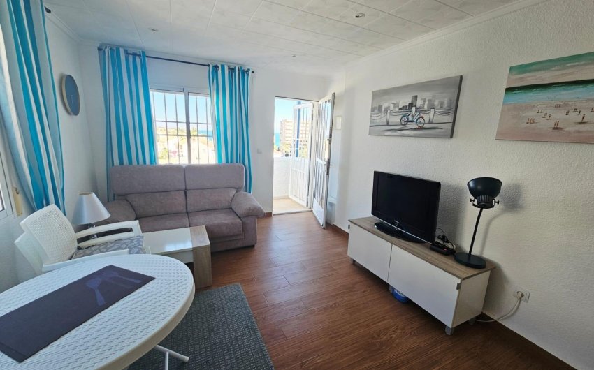 Reventa - Duplex -
Torrevieja - Cabo Cervera