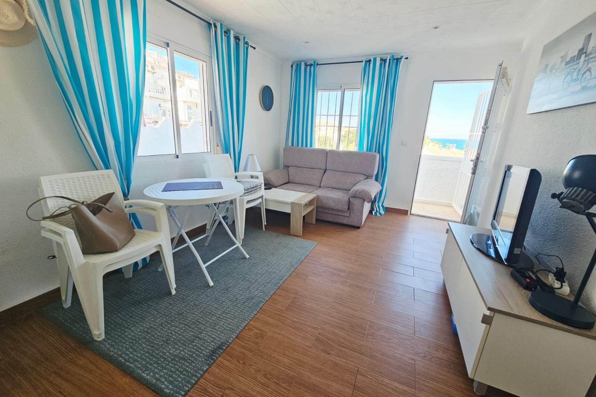 Reventa - Duplex -
Torrevieja - Cabo Cervera