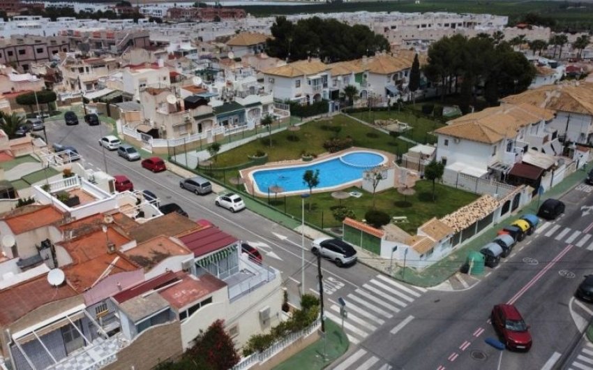 Reventa - Duplex -
Torrevieja - Costa Blanca