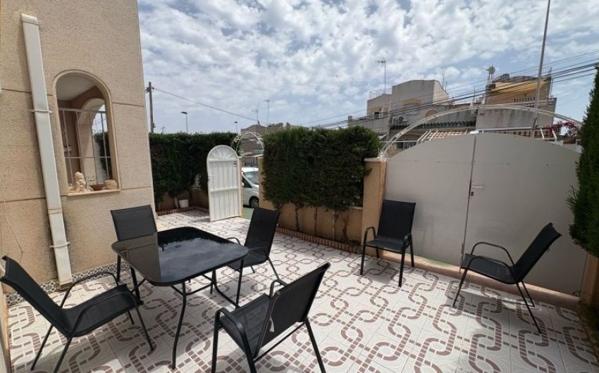 Reventa - Duplex -
Torrevieja - Costa Blanca
