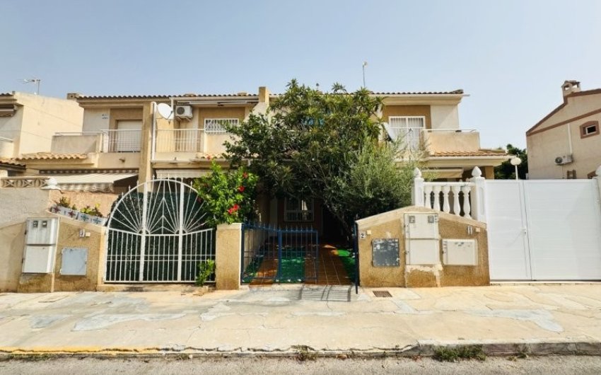 Reventa - Duplex -
Torrevieja - Costa Blanca