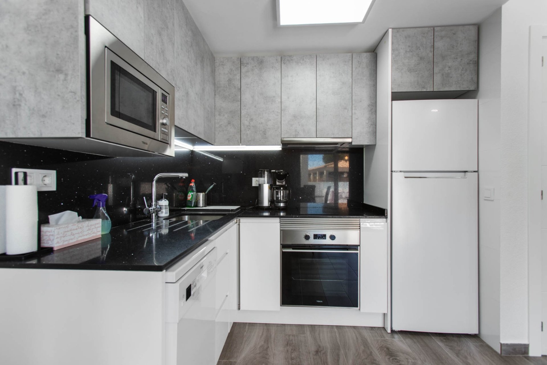 Reventa - Duplex -
Torrevieja - Costa Blanca