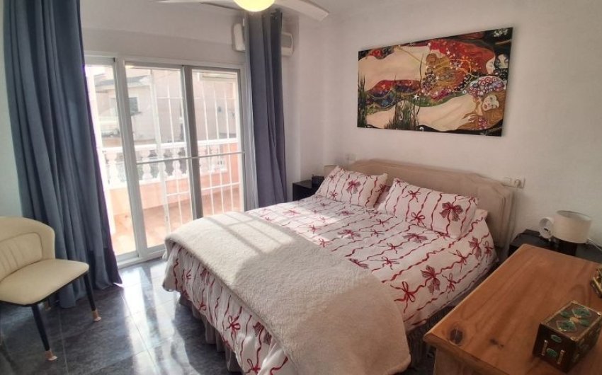 Reventa - Duplex -
Torrevieja - Costa Blanca