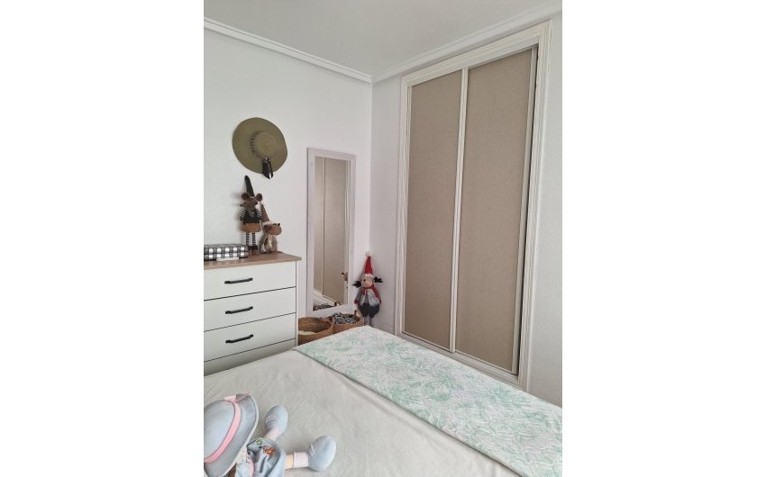 Reventa - Duplex -
Torrevieja - Habaneras