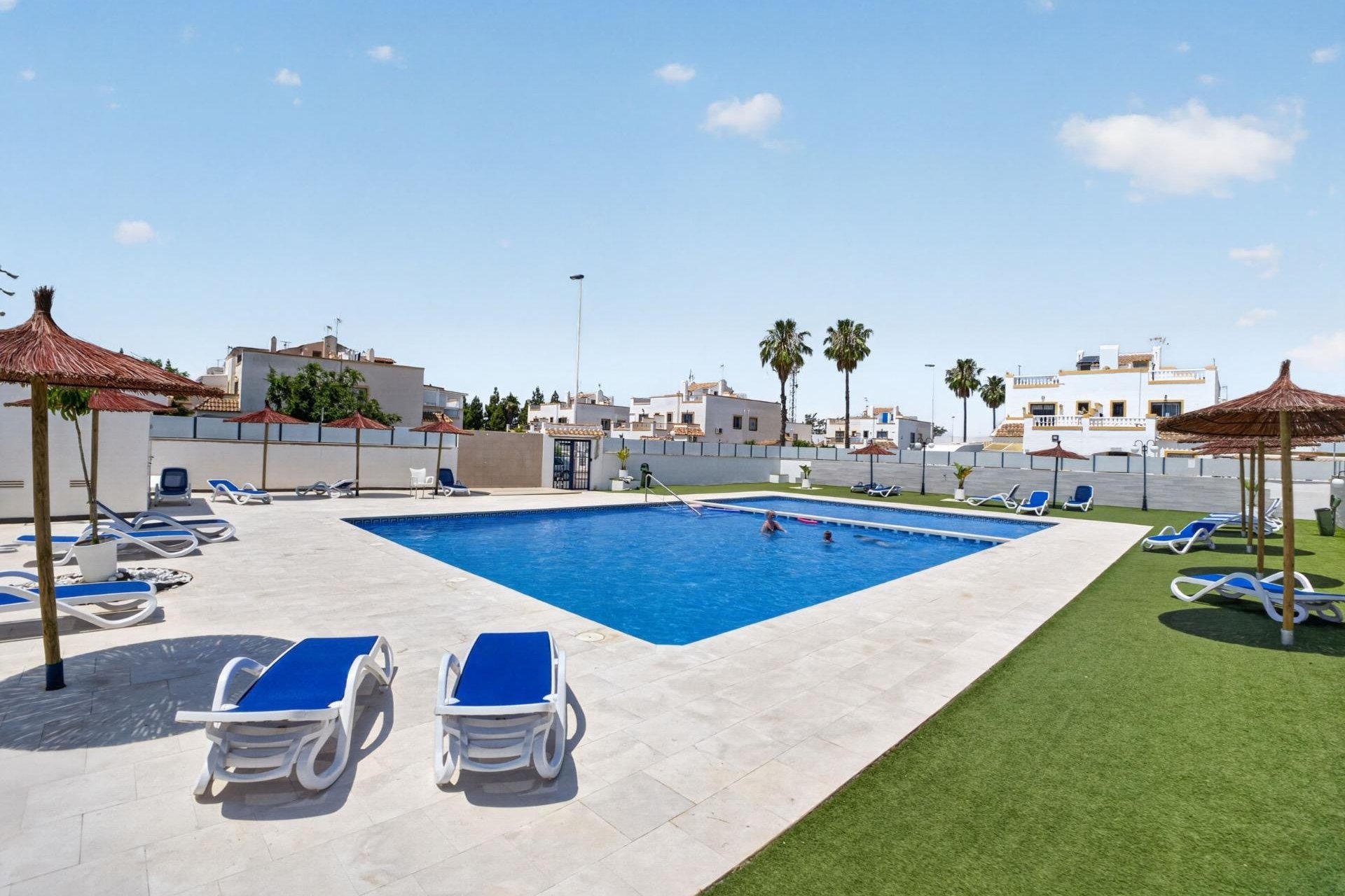 Reventa - Duplex -
Torrevieja - La Siesta - El Salado - Torreta