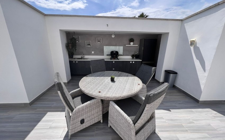 Reventa - Finca Country Property -
Elche Pedanías - La Marina