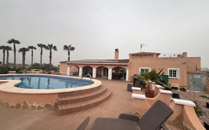 Reventa - Finca -
Dolores - Comunidad Valenciana