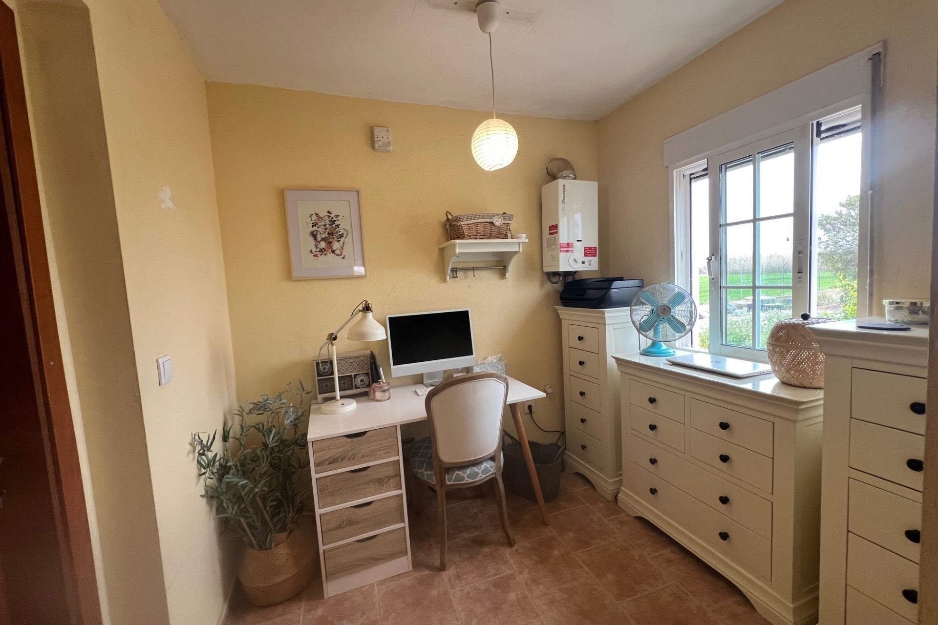 Reventa - Finca -
Dolores - Comunidad Valenciana