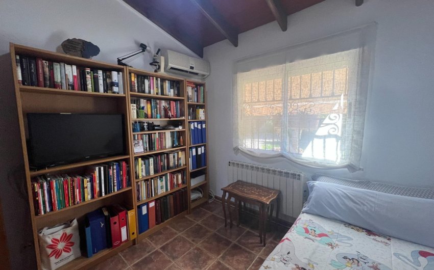 Reventa - Finca -
Dolores - Comunidad Valenciana