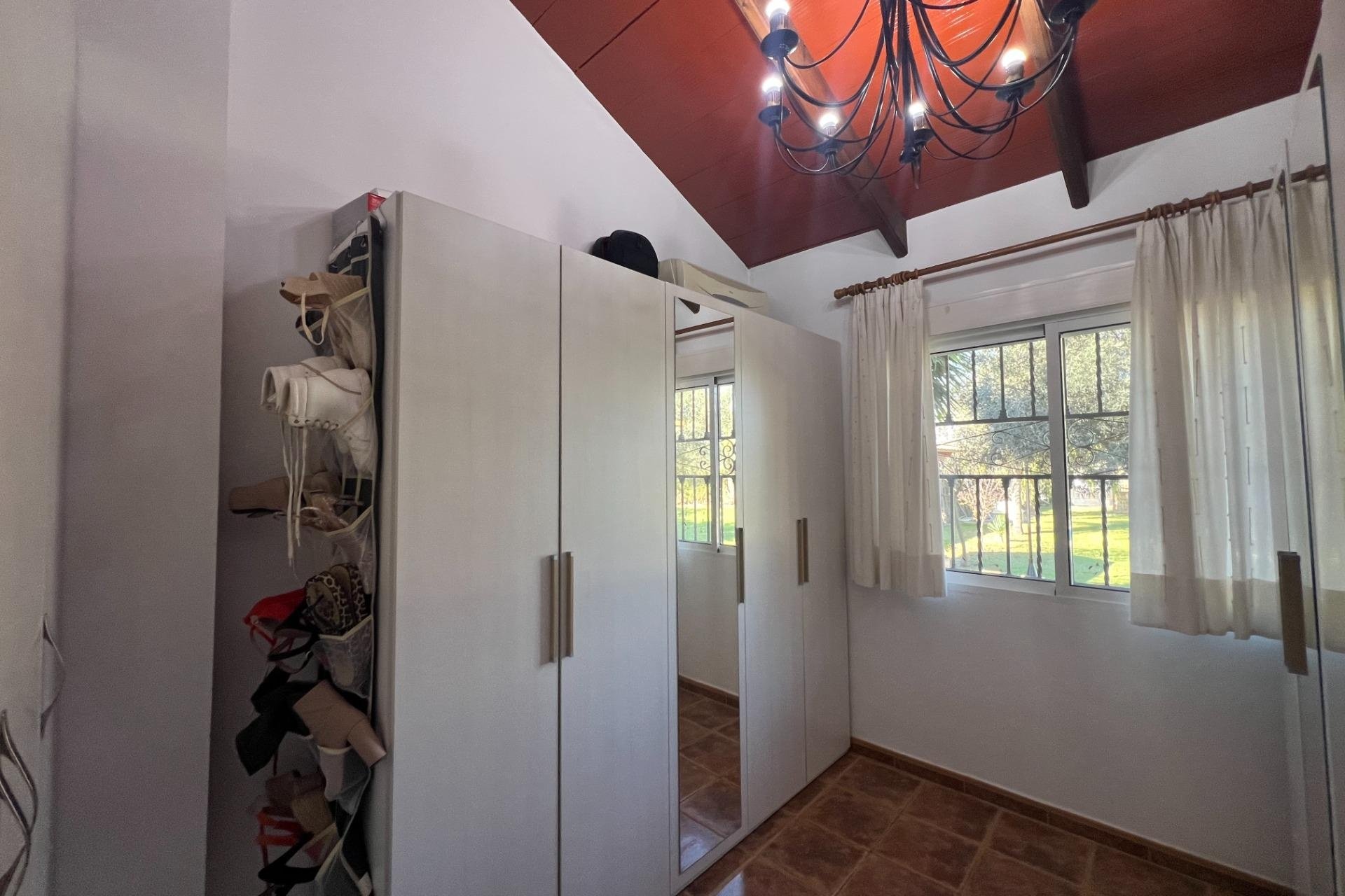 Reventa - Finca -
Dolores - Comunidad Valenciana