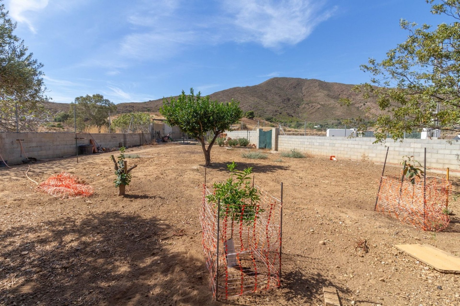 Reventa - Finca -
Entrerrios - Inland