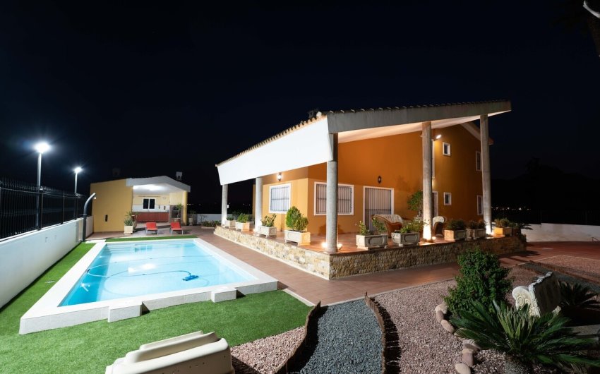 Reventa - Finca -
Orihuela - Inland