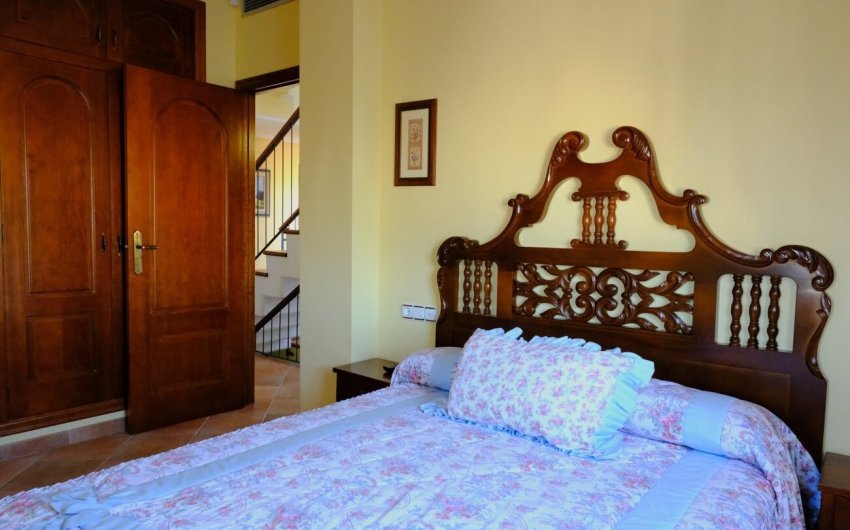 Reventa - Finca -
Orihuela - Inland