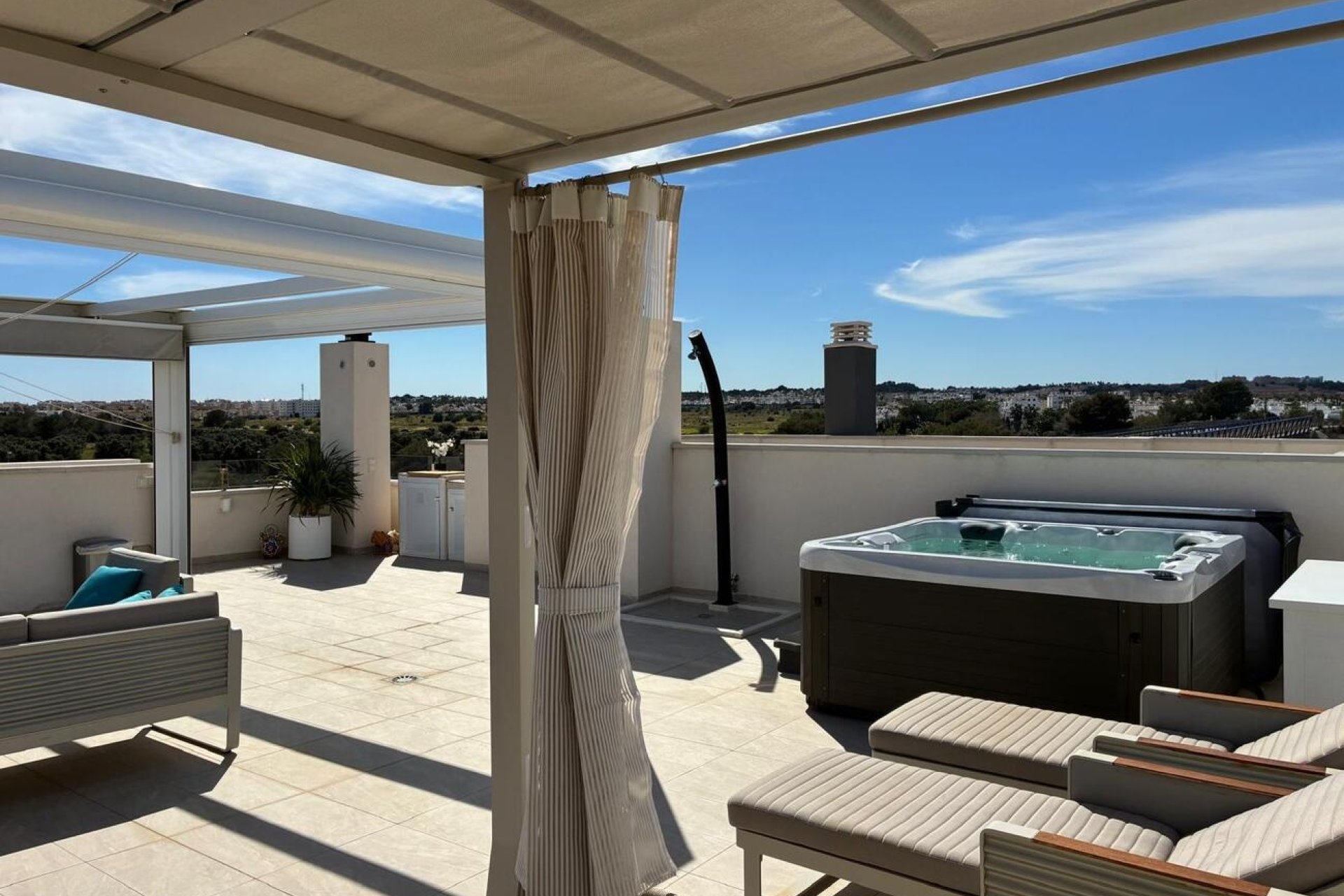 Reventa - Penthouse Penthouse -
Los Almendros (Orihuela-Costa) - Costa Blanca
